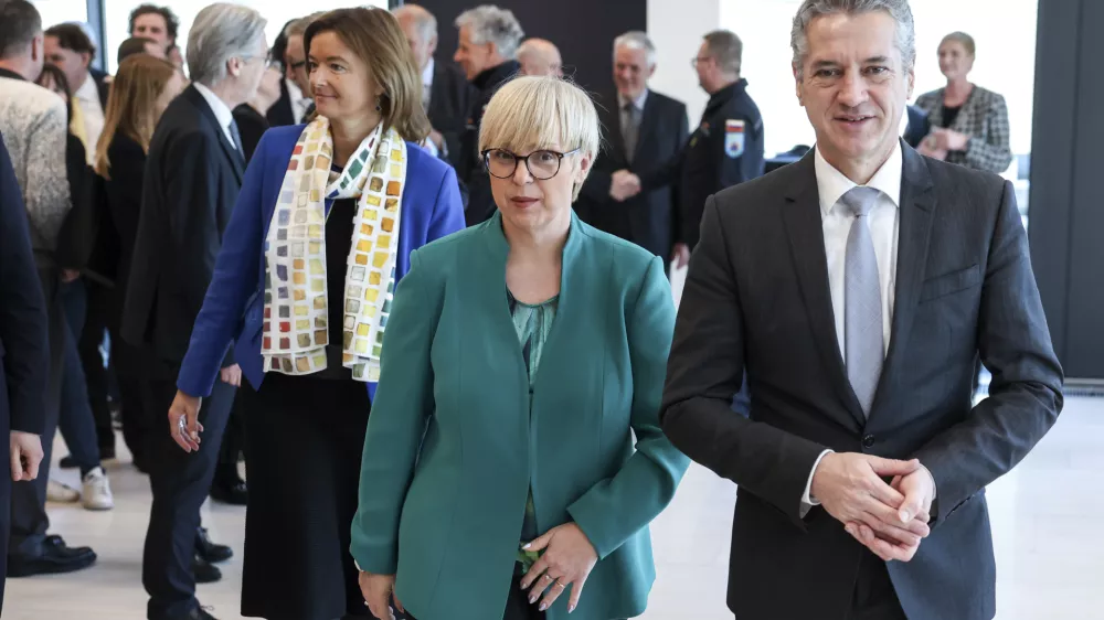 Tanja Fajon, Robert Golob, Nata&scaron;a Pirc Musar- 29.01.2024 &ndash; sprejem za organizacije, ki so sodelovale pri pomoči prizadetim v poplavah, ki ga prireja predsednik vlade Robert Golob, udeležila se ga bo tudi predsednica republike Nata&scaron;a Pirc Musar //FOTO: Jaka Gasar