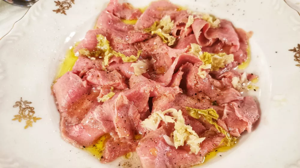 Rostbif s fermentiranim ohrovtom, Gostilna Mihovec