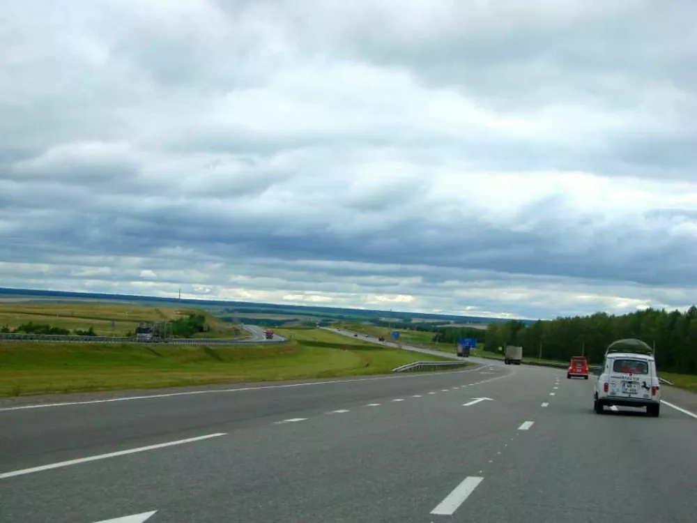 Ceste proti Sibiriji so &scaron;iroke in v dobrem stanju. / Foto: Osebni Arhiv Francija &Scaron;krjanca