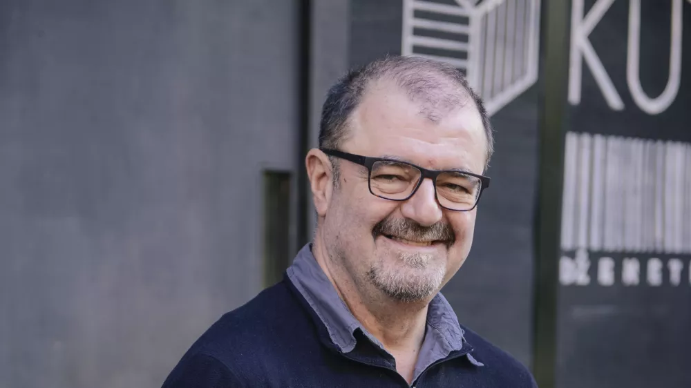 Ahmed Burić, kolumnist Dnevnika