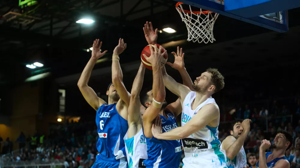 - Jaka Blažič.- 25.02.2024 - Koper: - ko&scaron;arka &ndash; Slovenija: Izrael, kvalifikacije za EP 2025, mo&scaron;ki, 2. krog: //FOTO: Bojan Velikonja