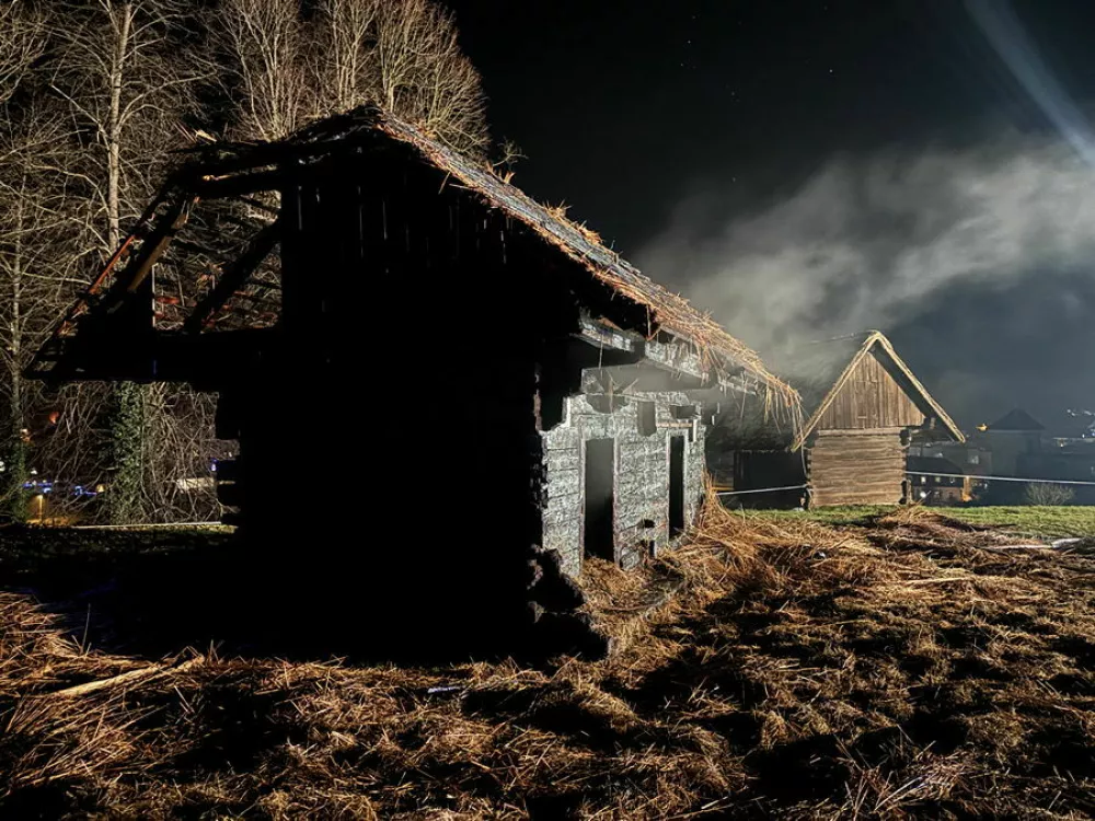 Kašča iz leta 1828, ki je bila v požaru decembra lani poškodovana. Foto: Medobčinski muzej Kamnik