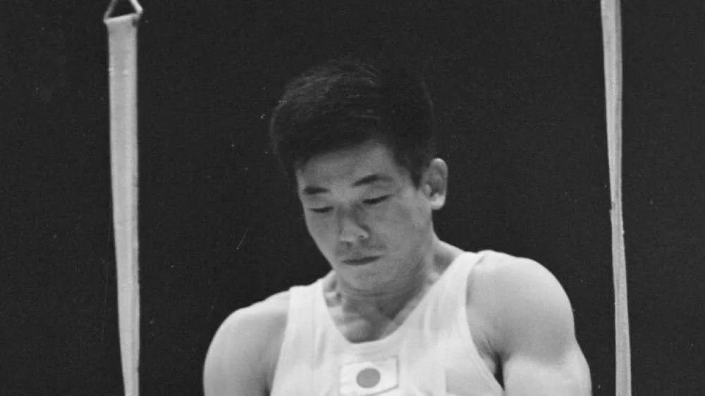 Preminuli Japonski telovadec Akinori Nakayama leta 1966.