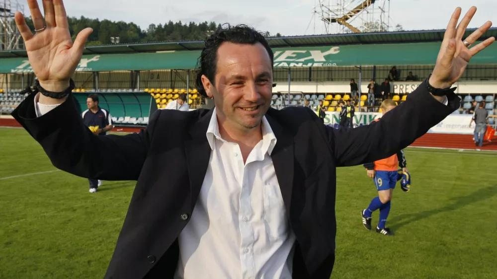 Slavi&scaron;a Stojanovič, trener Domžalveselje ob doseženem prvem mestu v državni liginogometa&scaron;i Domžal so v 35. krogu Prve Lige premagali Mik CM Celje s 4:0, Domžale - Celje/// FOTO: MATEJ POV&Scaron;EOPOMBA: SAMO ZA OBJAVO V ČASOPISU DNEVNIK