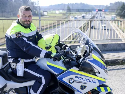 Sandi Sheikha: Če pijemo v majhnih količinah, to ne povzroča težav, če pa se pod vplivom alkohola usedemo za volan, je težava ogromna. Povprečna stopnja alkohola pri povzročiteljih prometnih nesreč je 1,43 promila, kar je zelo veliko. Foto: Jaka Gasar