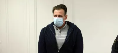 Jani Potokar - 07.03.2022  sojenje Stanetu Kopaču in Janiju Potokarju zaradi utaje troarin v letih 2004 in 2005, - prek podjetja Potokar&Co. sta bila uradna uvoznika nafte, pri tem pa naj bi utajevala troarinske dajatve in okodovala dravo za 2,5 milijona evrov. //FOTO: Toma Skale