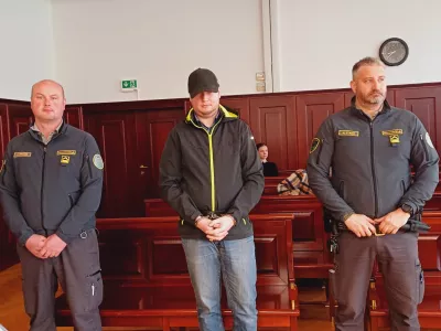 Umor Stražišče soočenje obtoženih