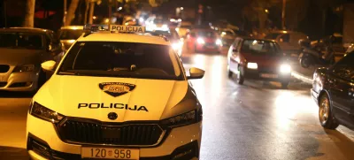 hrvaški policijski avto v Splitu