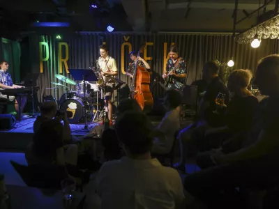 koncert Morning After Jazz Quintet!- 12.07.2023 – Bar Prulček - prireditveni prostor z živo glasbo - Prijateljeva ulica 2 v Ljubljani, //FOTO: Luka Cjuha