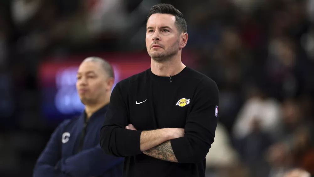 JJ Redick je kmalu po koncu igralske kariere dobil priložnost za vodenje LA Lakers, kjer zdaj sodeluje tudi z Luko Dončićem. Foto: AP