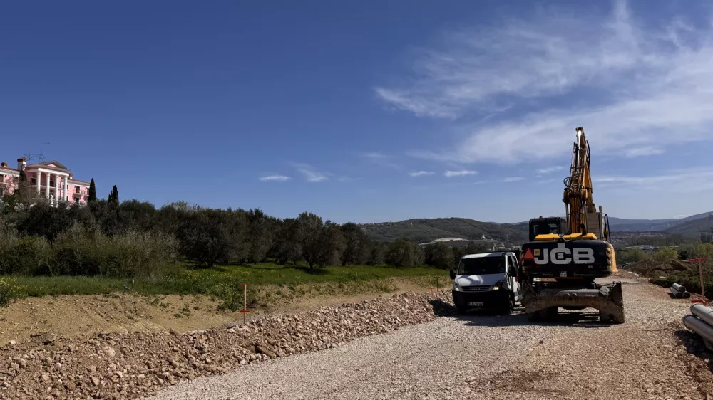 Koper, serminska vpadnica.Gradnja nove serminske vpadnice.