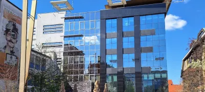 Poslopje nekdanje Probanke Maribor, UE Maribor