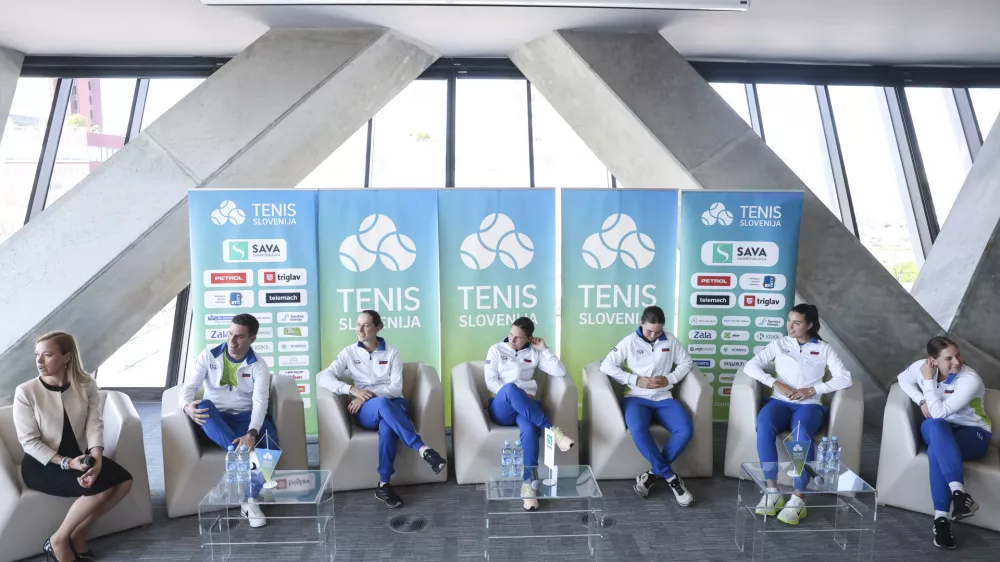 - 03.04.2025 - novinarska konferenca ženske reprezentance Slovenije v tenisu pred odhodom na pokal Billie Jean King v Litvi //FOTO: Jaka Gasar