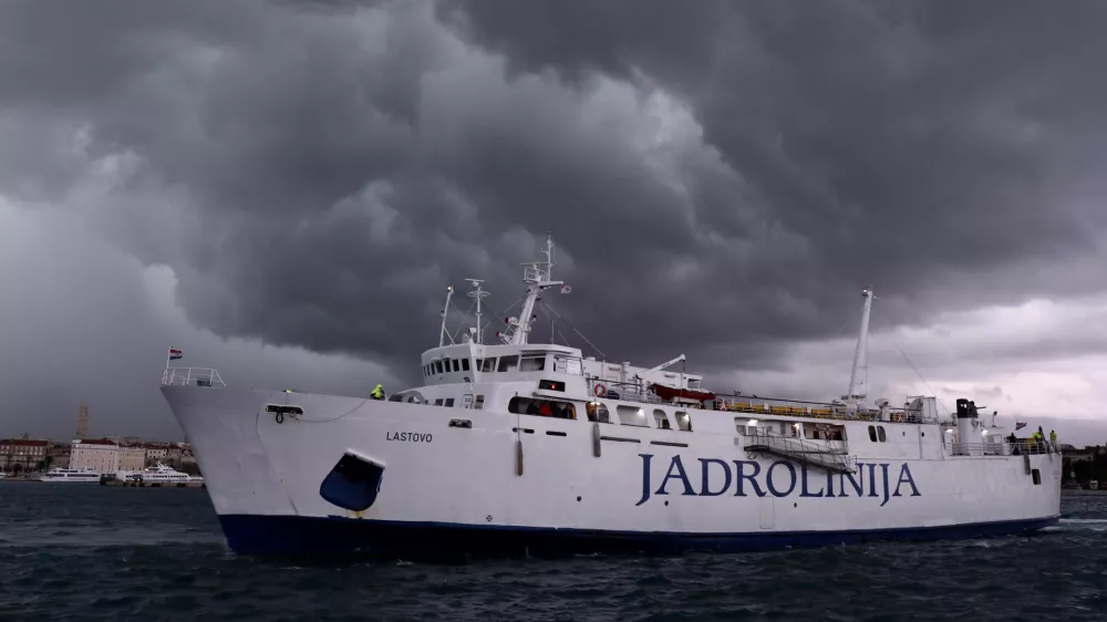 06.12.2022.,Split - Jadrolinijin brod M/T Lastovo u splitskoj luci. Photo: Ivo Cagalj/PIXSELL