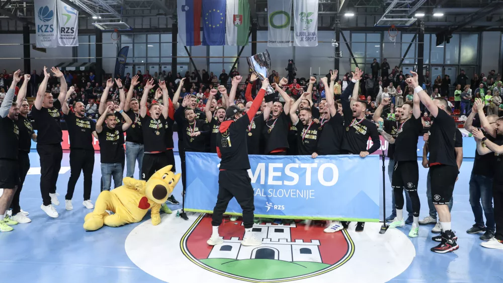 - 06.04.2025 - rokomet - finale mo&scaron;kega pokala v rokometu - Slovan: Krka//FOTO: Jaka Gasar