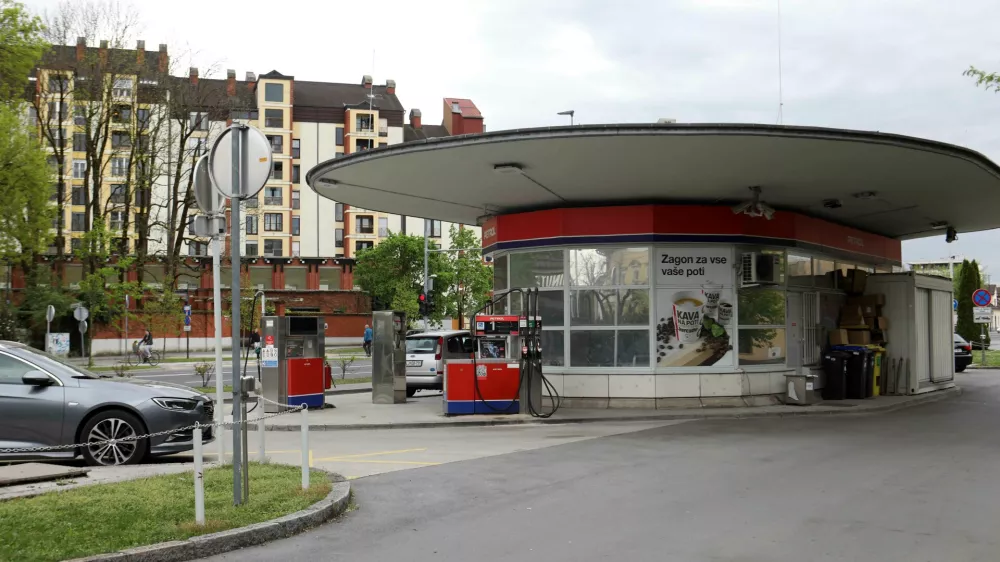 11.04.2024 - Ljubljanske razglednice, bencinska črpalka na Trža&scaron;ki cestiFoto: Tomaž Skale
