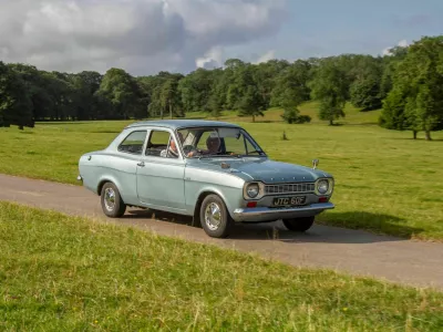 Ford escort je prodajno pot na evropskih cestah začel januarja 1968, bil je na voljo kot limuzina in karavan, zadnjega so proizvedli 34 let kasneje. Zvrstilo se je šest generacij, v 80. in 90. letih pa je veljal za enega najbolje prodajanih avtomobilov na Otoku, skupno jih je tekoči trak zapustilo 4,1 milijona. Foto: Reuters