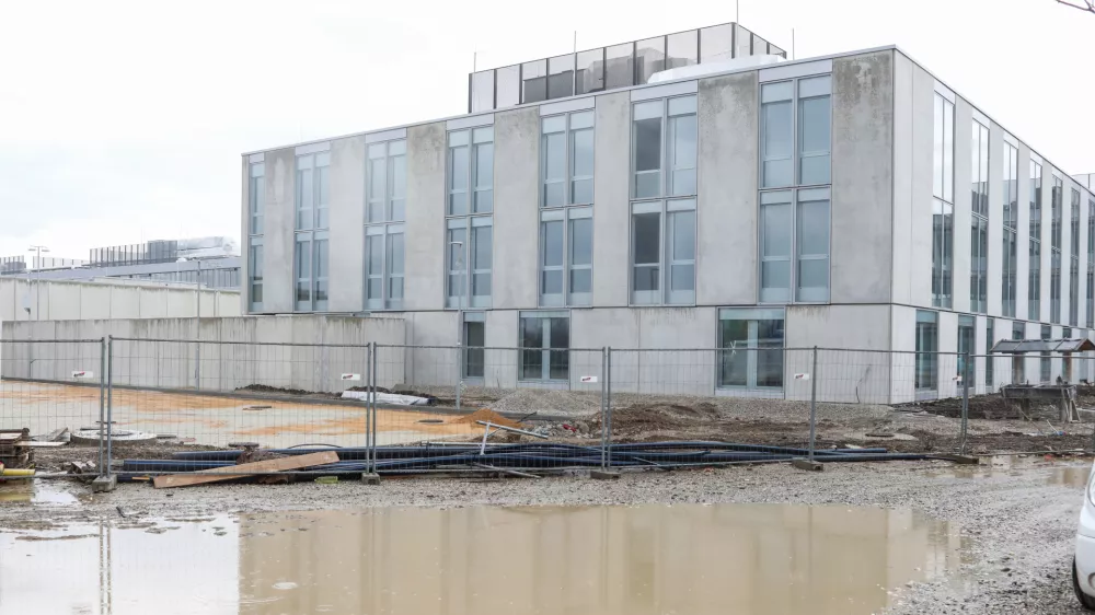 - Nov zapor Dobrunje.- 26.03.2025. - Gradbišče novega zapora v Dobrunjah.//FOTO: Bojan Velikonja