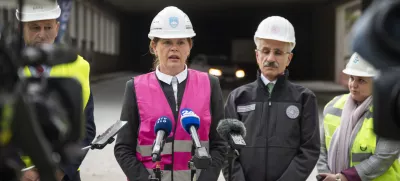 Karavanke.Delovni obisk turskega ministra za promet in infrastrukturo Abdulkadirja Uralogluja.Izjava za javnost ministrice za infrastrukturo Alenke Bratusek.