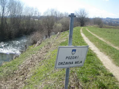 Slovensko-hrvaška meja na reki SotliFoto: Ernest Sečen