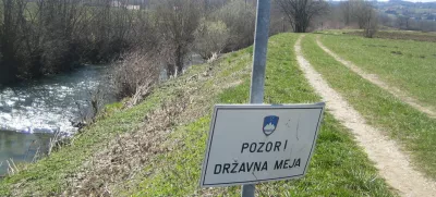 Slovensko-hrvaška meja na reki SotliFoto: Ernest Sečen