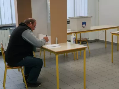 Kmetijsko gozdarska zbornica Slovenije (KGZS), volitve v svet zbornice 2024, voli&scaron;če Ljutomer. Foto: Tatjana Pihlar 