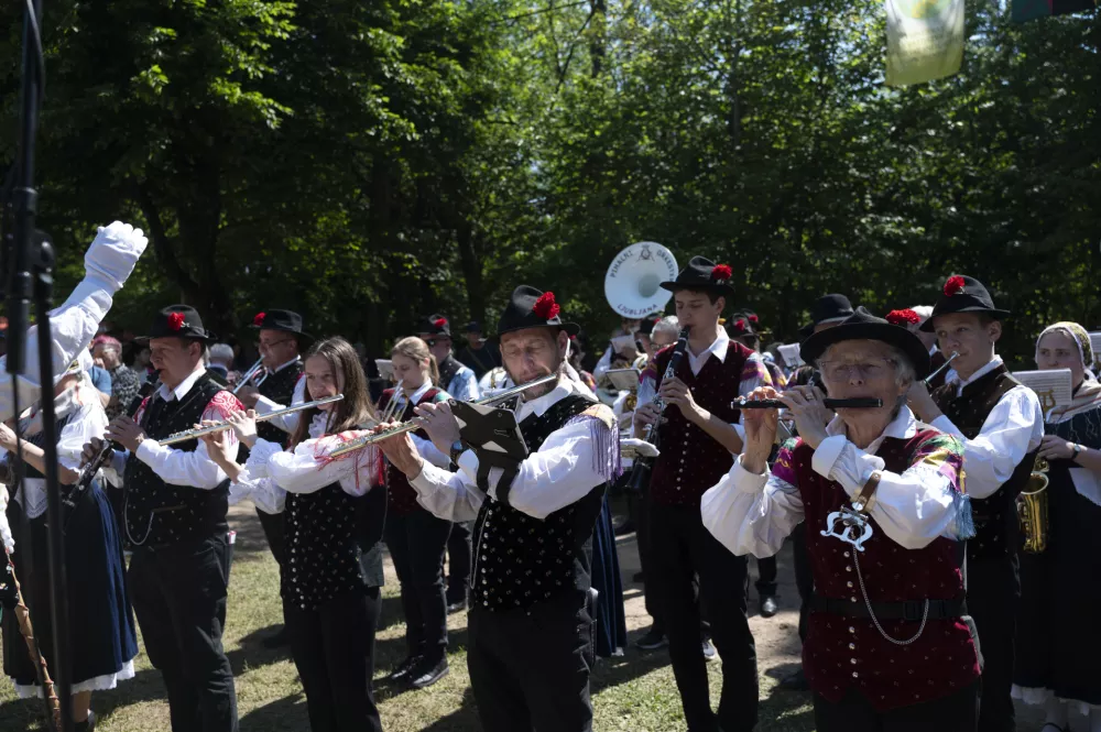 Prvi maj01.05.2025 Praznovanje 1. maja, praznika dela na Rožniku - tradicionalna prvomajska proslavaFOTO: Nik Erik Neubauer
