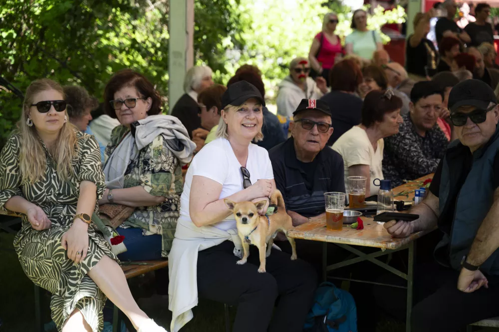 Prvi maj01.05.2025 Praznovanje 1. maja, praznika dela na Rožniku - tradicionalna prvomajska proslavaFOTO: Nik Erik Neubauer
