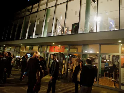 - Slovenski teden glasbe - STG 2012 - glasbeno-kulturni dogodek z namenom povezovanja na lokalni in mednarodni ravni. Center urbane kulture Kino Šiška//FOTO: Tomaž Zajelšnik