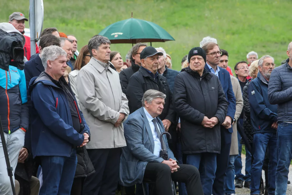 - Bo&scaron;tjan Sajovic, minister za obrambo,- Marijan Križman, predsednik ZZB Slovenije,- Zoran Janković, Župan MOL, - 08.05.2025. -Sspominska slovesnost ob 80. obletnici zaključnih bojev na Orlah ob spomeniku padlim borcem na Orlah.//FOTO: Bojan Velikonja