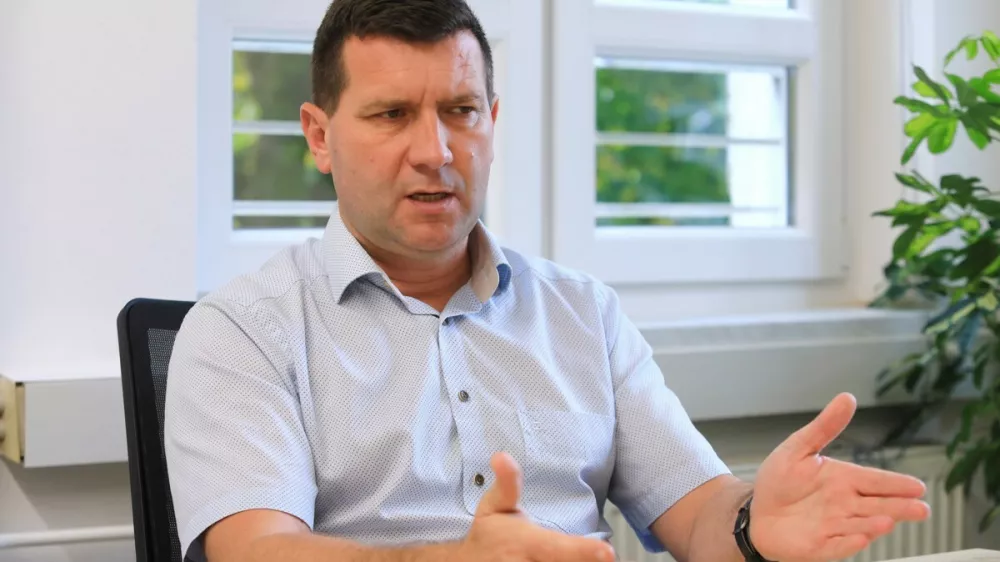 Ljubljana - Pov&scaron;etova ulica - Socialne zadeve - Zapori - Zavod za prestajanje kazni zapora Ljubljana - Denis Per&scaron;e, direktor - portret - Avtor: Andrej Petelin&scaron;ek