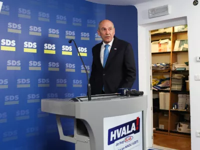 - 11.05.2025. Referendum 2025, Janez Janša, SDS, izjava. Foto: Bojan Velikonja i