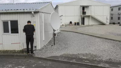- 03.11.2022 – Orehek pri Postojni - delavsko naselje za turške delavce, ki gradijo drugi tir železniške proge med Koprom in Divačo – turški delavci //FOTO: Jaka Gasar