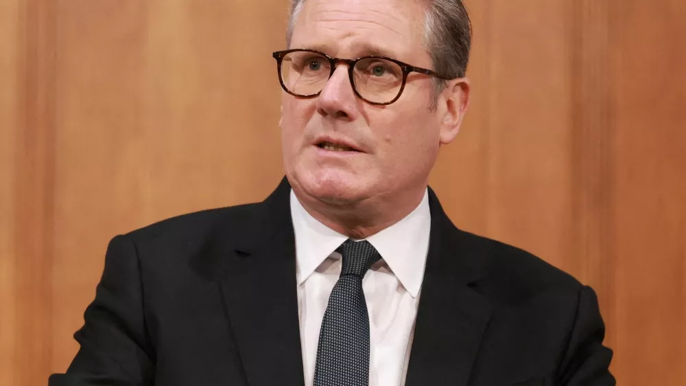 Britain's Prime Minister Keir Starmer delivers remarks at a press conference on migration, in London, Britain May 12, 2025. Ian Vogler/Pool via REUTERS