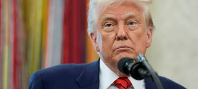 FILE PHOTO: U.S. President Donald Trump speaks during a swearing-in ceremony of Special Envoy Steve Witkoff in the Oval Office at the White House in Washington, D.C., U.S., May 6, 2025. REUTERS/Kent Nishimura/File Photo