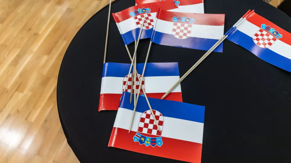 18.5.2025., Zagreb - Doček rezultata lokalnih izbora u sredisnjici SDP-a na Iblerovom trgu. Photo: Mia Slafhauzer/PIXSELL