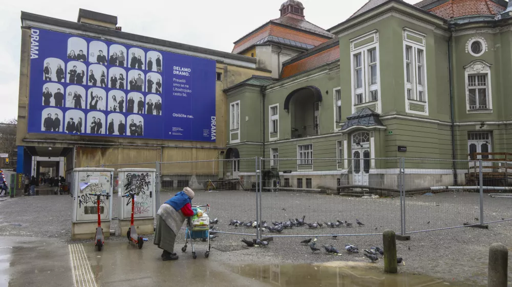 25.01.2025 - SNG Drama Ljubljana - grasbiščeFoto: Luka Cjuha