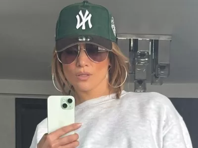 Jennifer Lopez se je znašla v tožbi uličnega fotografa. F IG/JLo