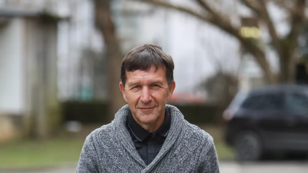 07.01.2025. - Bogdan Biščak, politični analitik, bivši politik strank LDS in Zares.//FOTO: Bojan Velikonja