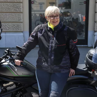 Nataša Pirc Musar- 24.05.2025 - srečanje motoristk na Krekovem trgu//FOTO: Jaka Gasar