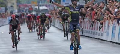 ﻿Luka Mezgec, zmagovalec v Ljubljani- 24. kolesarska dirka Po Sloveniji 2017 - 2. etapa Ljubljana - Ljubljana (169,9 km) - cilj na Slovenski cesti//FOTO: Tomaž Skale