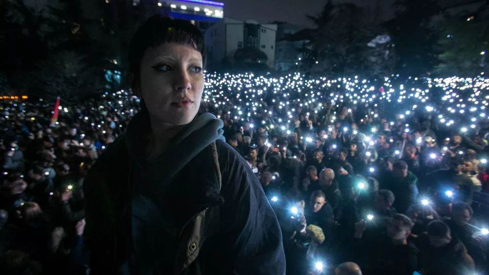 15 minut tišine na trgu Slavija15.3.2025 - Beograd - Srbija - študentski protest - največji shod v zgodovini SrbijeFoto: Luka Cjuha