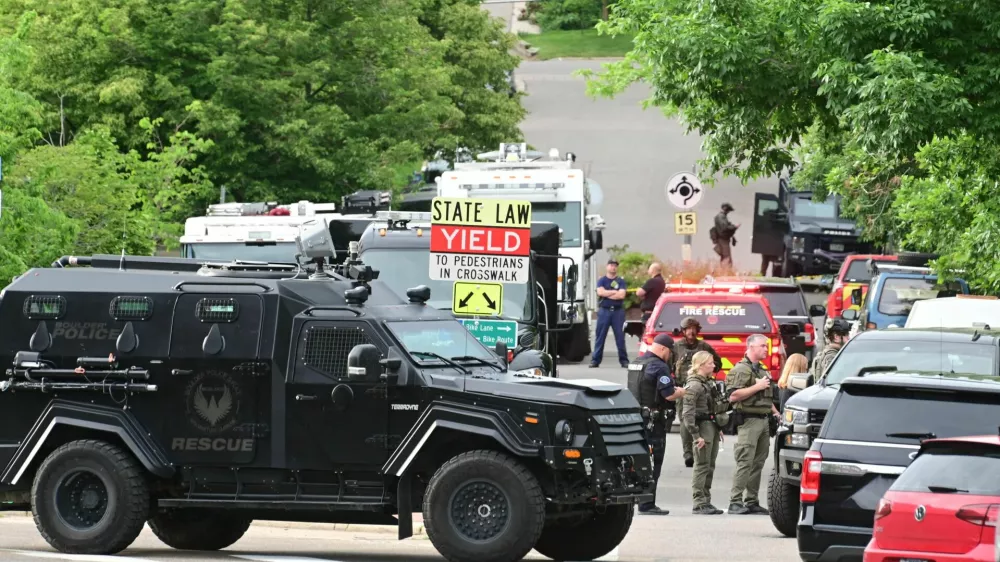 Police gather, after an attack that injured multiple people, in Boulder, Colorado, U.S. June 1, 2025. REUTERS/Mark Makela