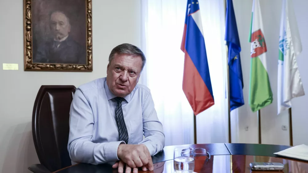 - 27.09.2023 &ndash; Zoran Janković, župan mestne občine Ljubljana od leta 2006 //FOTO: Jaka GasarOPOMBA: DNEVNIKOV OBJEKTIV &ndash; INTERVJU 2023