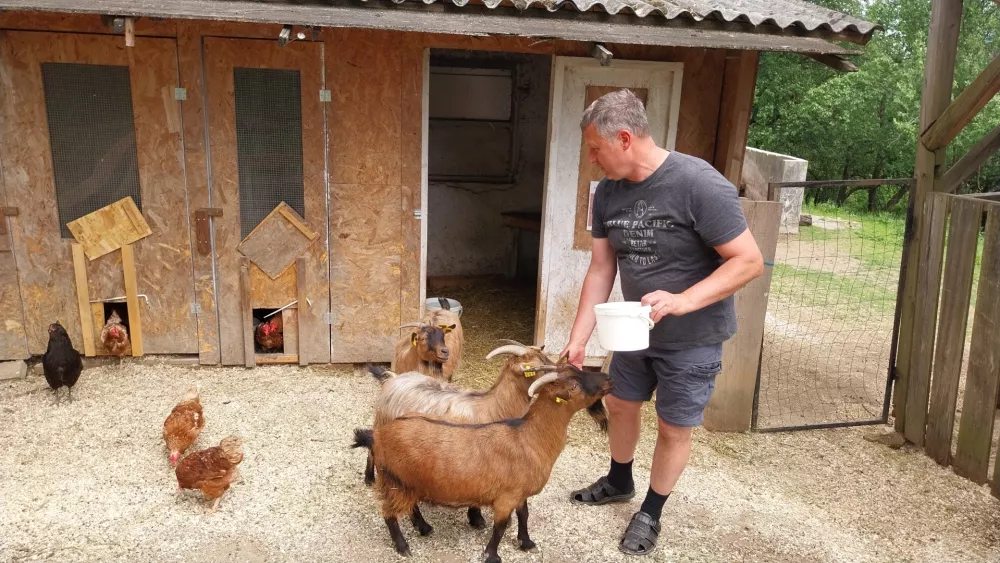 Domačini lepo sprejeli mestne srajce