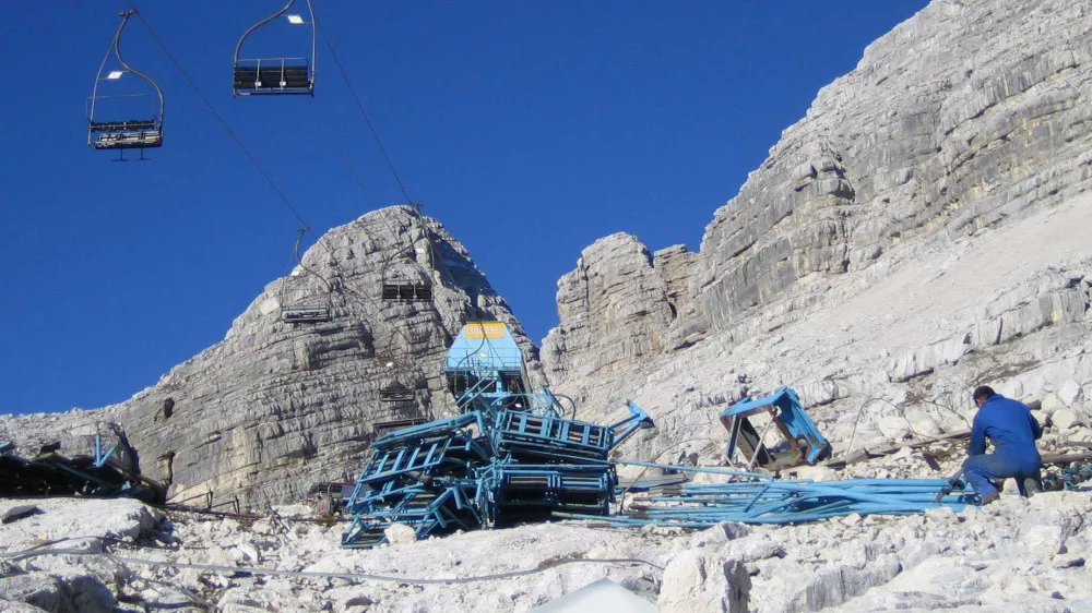 stara žičnica na Kaninu