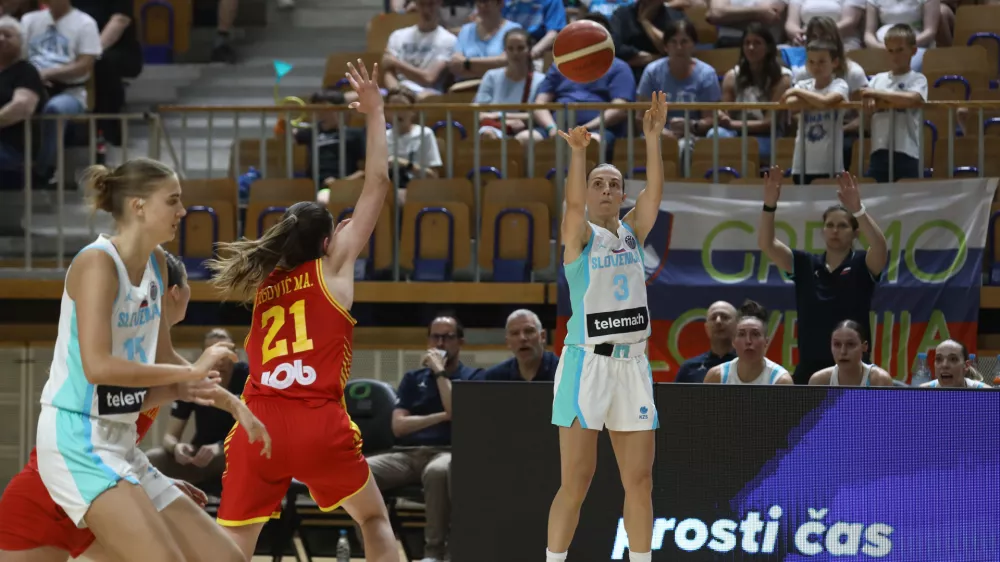 Teja Oblak11.06.2025 - Košarka - Ženska košarkarska reprezentanca - pripravljalna tekma - slovenija črna goraFoto: Luka Cjuha