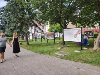  Do 10. julija je v Laškem na ogled panojska razstava Muzeja športa – varuha športne dediščine. Foto Mojca Marot