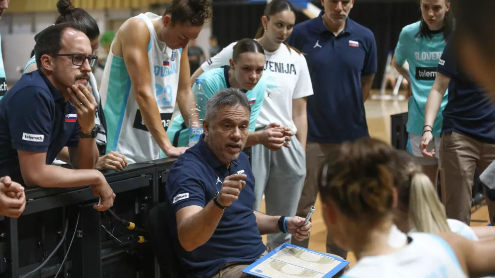 Selektor Georgios Dikaioulakos11.06.2025 - Ko&scaron;arka - Ženska ko&scaron;arkarska reprezentanca - pripravljalna tekma - slovenija črna goraFoto: Luka Cjuha