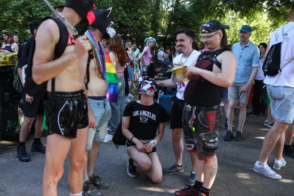 (FOTO) Parada ponosa v Ljubljani: parada kot politično dejanje in poziv k pravičnejši družbi